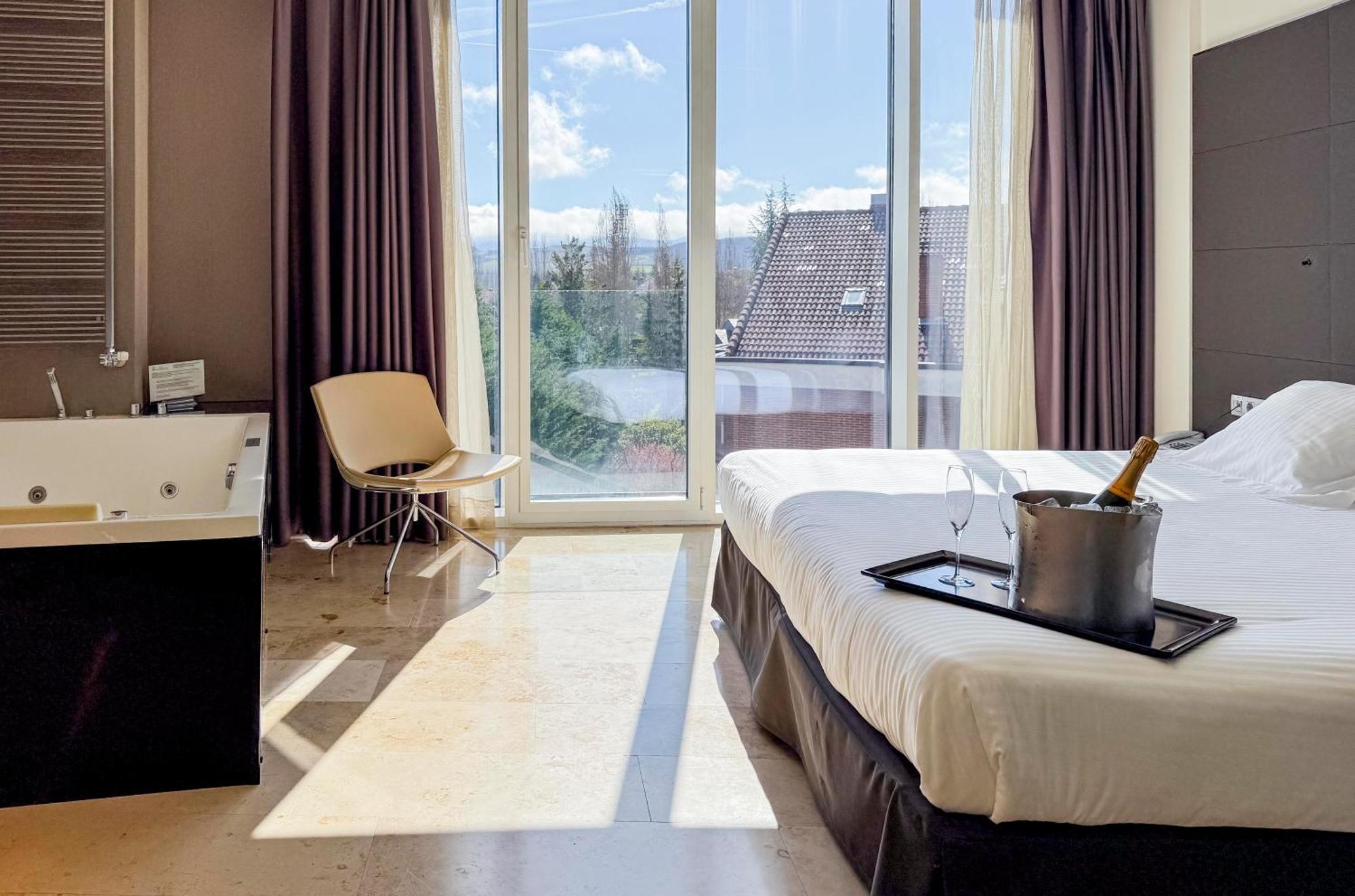 Sercotel Jardines De Uleta 4* Vitoria