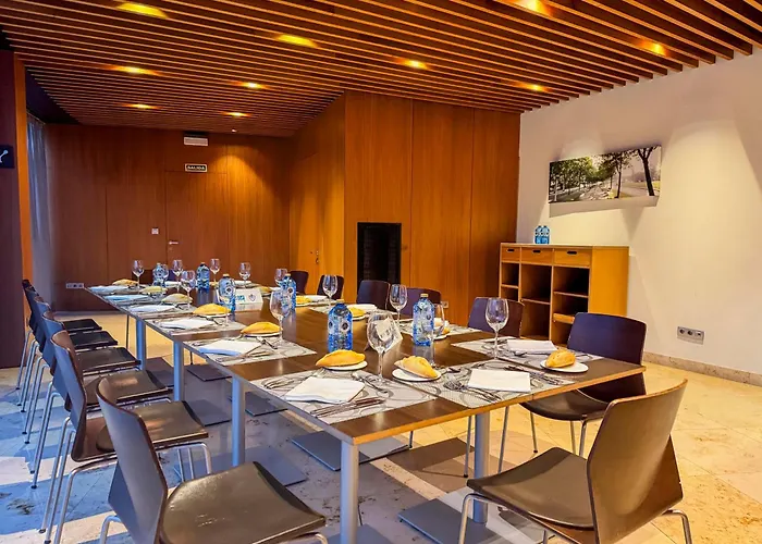 Sercotel Jardines de Uleta Suites