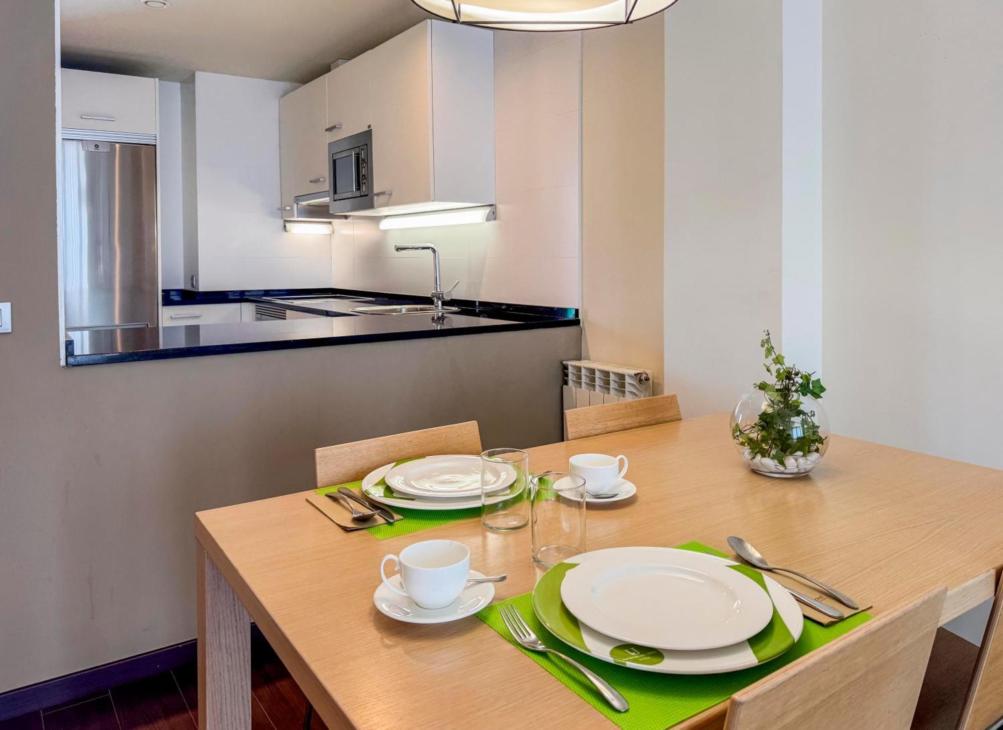 Sercotel Jardines De Uleta Apartahotel Vitoria